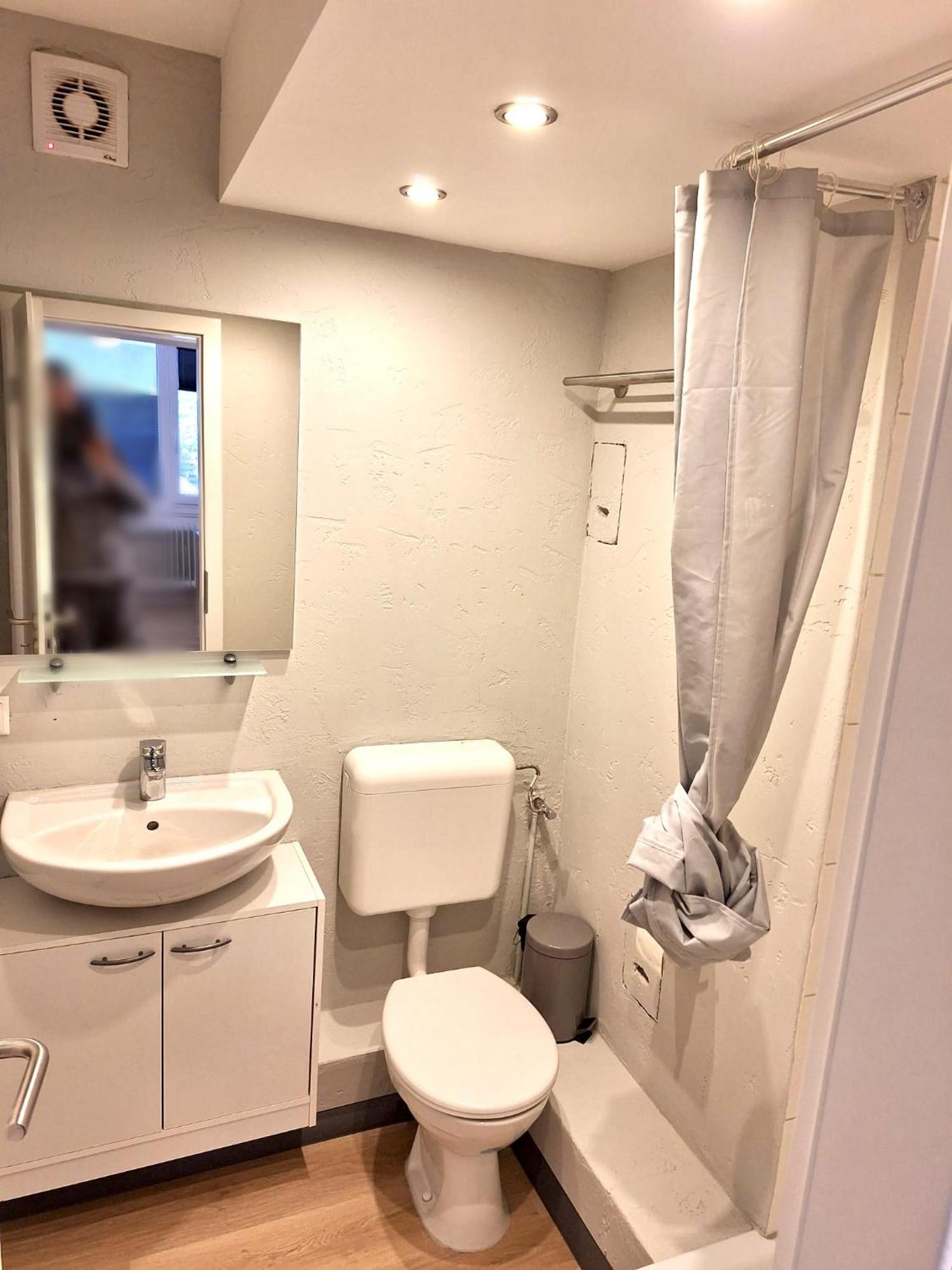 Suesses Kleines Und Zentrales Apartment Fuer Zwei Personen Mitten In Hamburg Kültér fotó